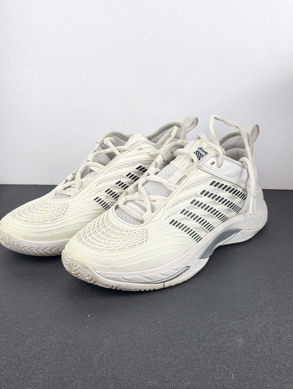 K-Swiss Hypercourt Supreme 2 Women’s Size 9 Tennis Shoes White Black Gray